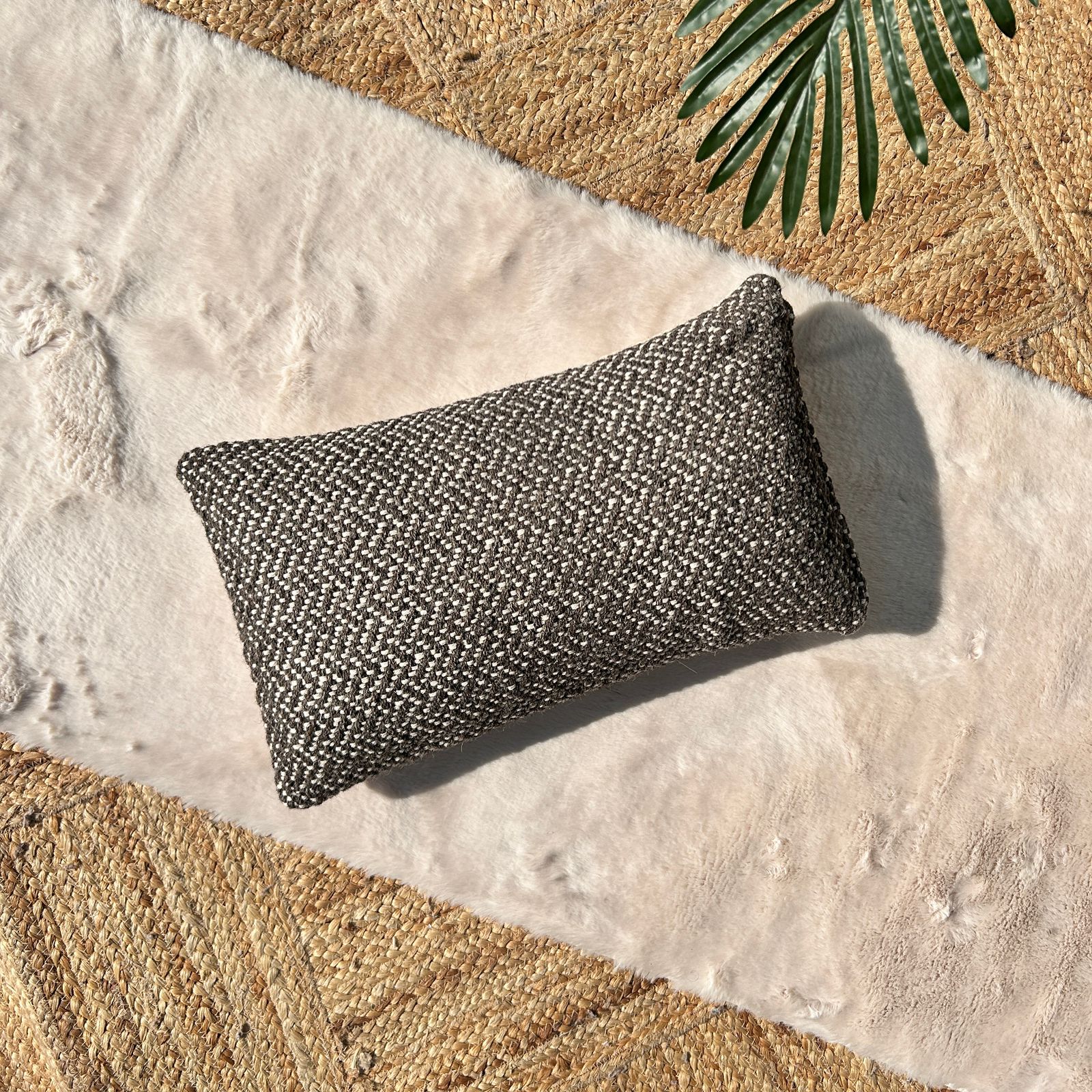 Woven Lumbar Cover, 30cm X 45cm (12" X 18")